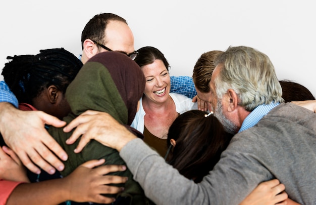 Foto diverso gruppo di persone ritratto dello studio insieme