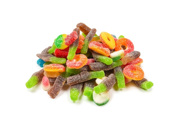 Diverse gummy snoepjes. Bovenaanzicht. Gelei snoep. Geïsoleerd op wit.