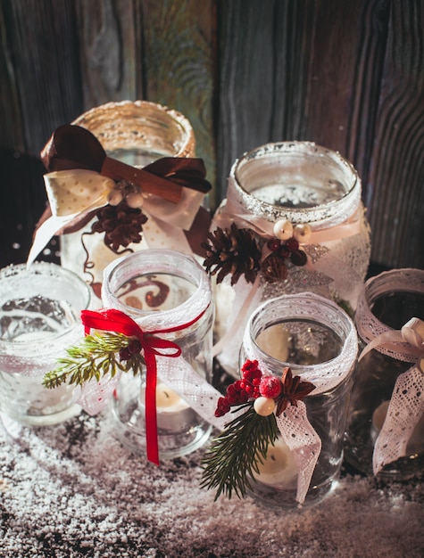 Foto candelieri in vetro fai da te decorazioni natalizie con pizzo e nastri