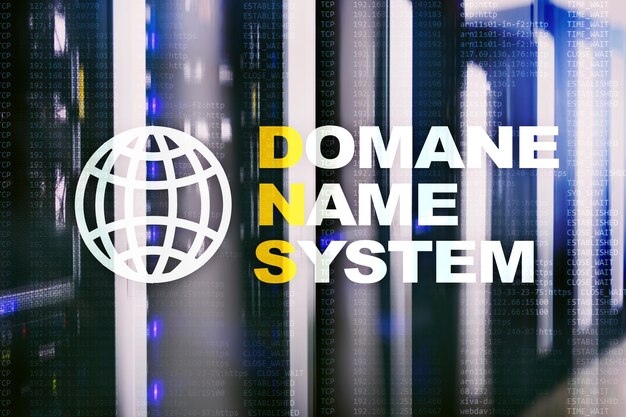 サーバー ルームの背景に Dns ドメイン ネーム システム サーバーとプロトコル インターネットとデジタル技術の概念