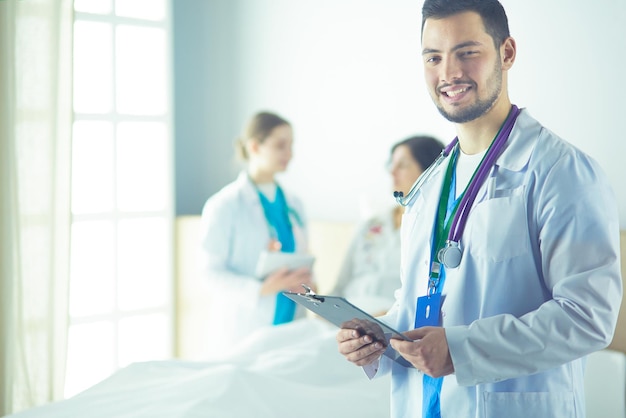 Doctor explaining diagnosis to her female patient