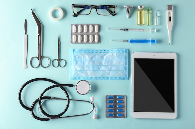 Photo doctor table with medical items flat lay