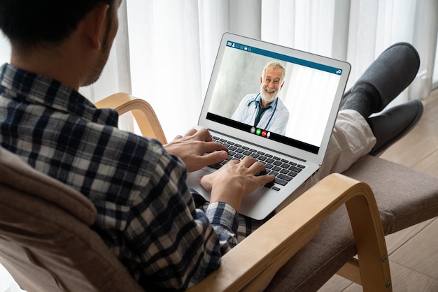 Doctor video call online by modish telemedicine software application