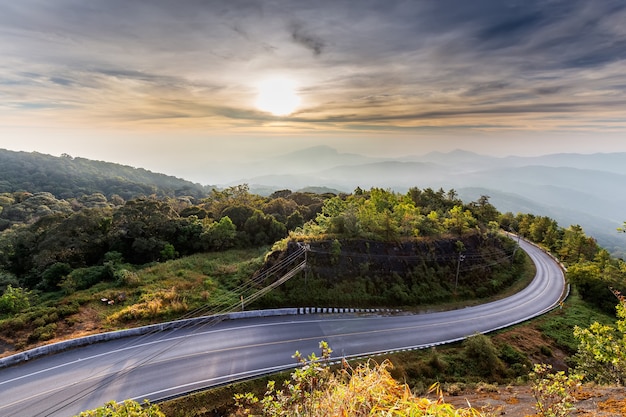 Doi Inthanon-uitkijkpunt in de ochtend, Doi Inthanon National Park, Chiang Mai, Thailand