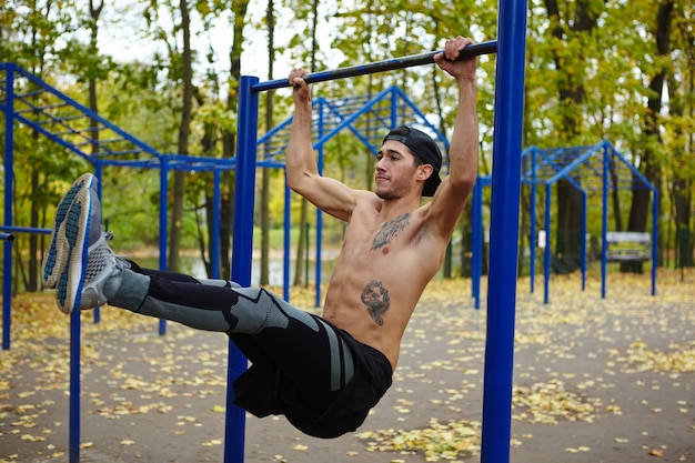 Doing pull-ups