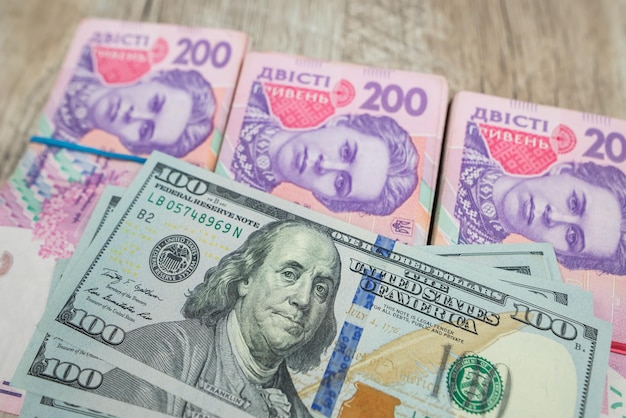 Dollars and hryvnia banknotesThe ratio of the hryvnia to the dollar Exchange rates