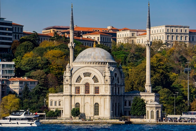 Dolmabahce-moskee in Istanbul, Turkije