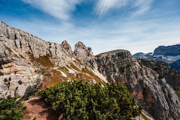 Dolomieten Drie toppen van Lavaredo Italiaanse Dolomieten met beroemde Drie toppen van Lavaredo Tre Cime Zuid-Tirol ItaliëxA Bergketen van Cadini di Misurina en Sorapiss