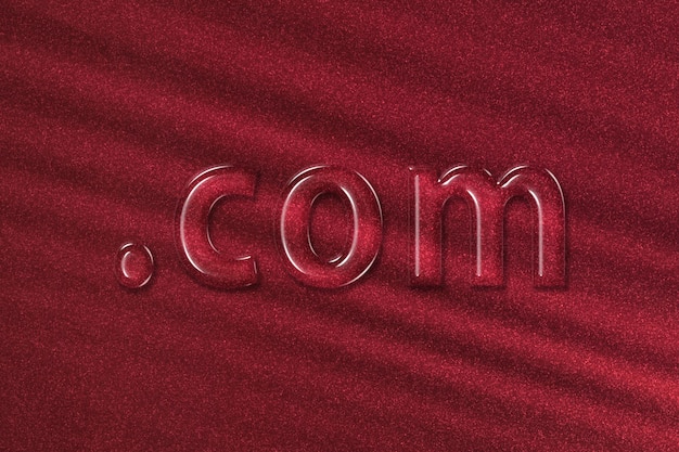 Концепция домена Dot Com Регистрация Dotcom в Интернете Личность Веб-сайт красный фон
