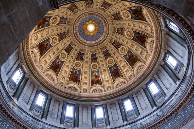 Foto cupola interna della chiesa di frederiks