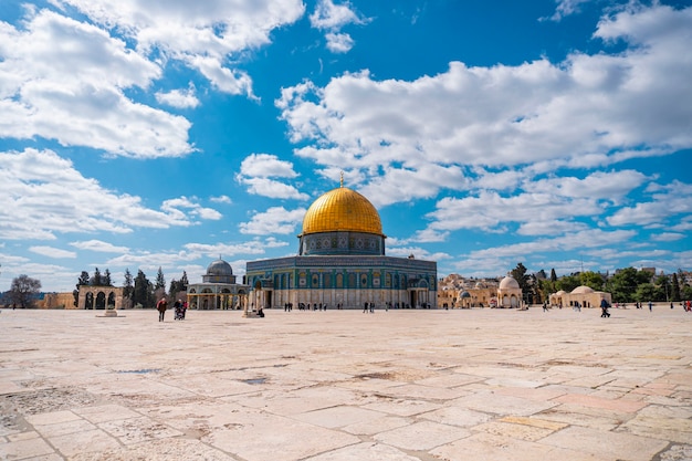 Dome of the rock al-aqsa mosque ,old city of\
jerusalem,palestine