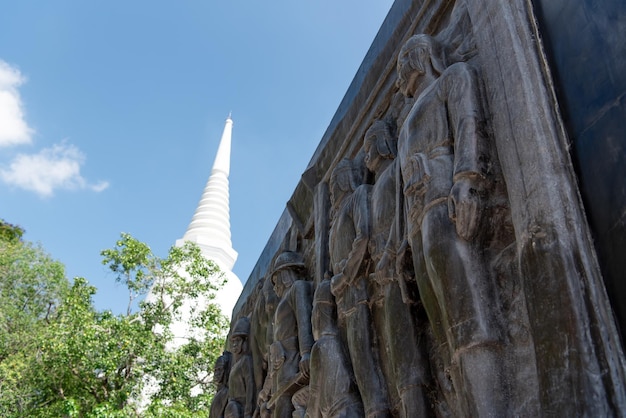 Monumento a don chedi a suphanburi