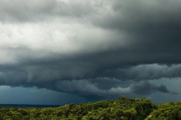 donder stormhemel Regenwolken