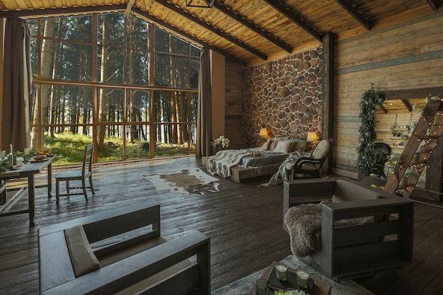 Donker gezellig interieur van groot houten landhuis, houten meubilair en dierenbont. enorm panoramisch raam en zeer hoog plafond.