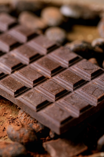 Donkere chocolade met cacao