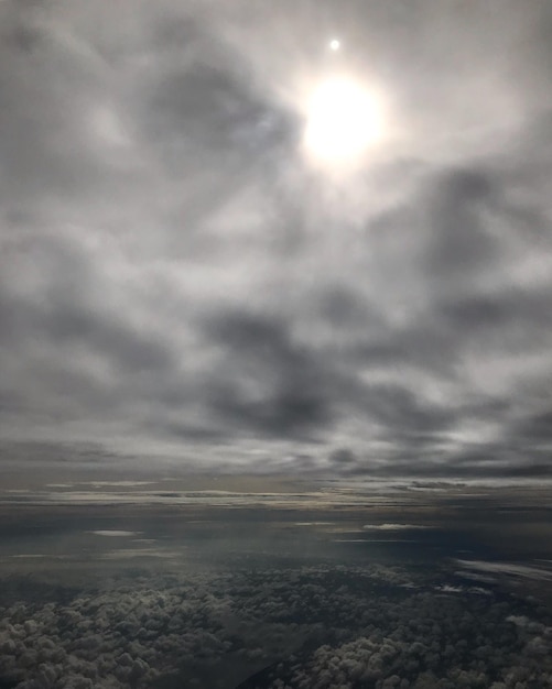 Donkere lucht Landschap Bewolkt Foto