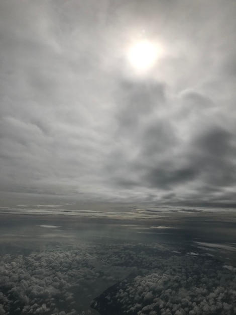 Donkere lucht Landschap Bewolkt Foto