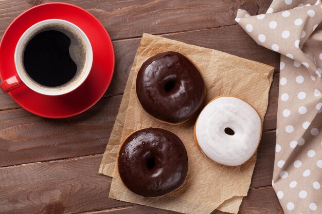 Donuts en koffie