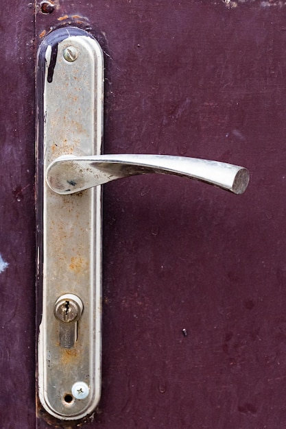 Photo a door handle with a key hole in it