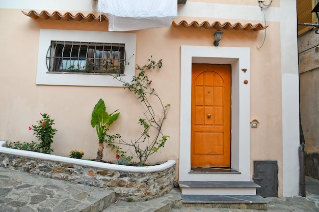 Photo the door of an old house in san nicola arcella a medieval town in the calabria region of italy