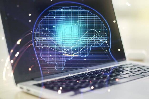 背景にコンピューターを使用した創造的な人間の頭のマイクロ回路の二重露光 将来の技術と AI の概念
