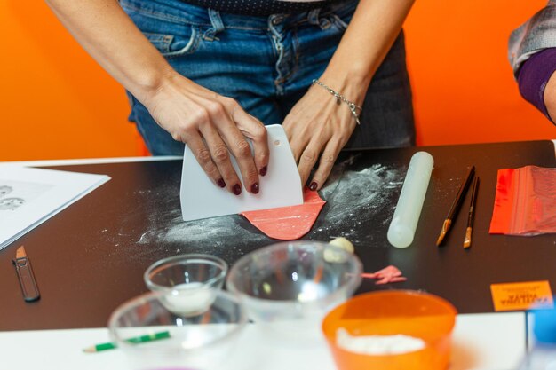 Modellazione dell'impasto per il pane al vapore