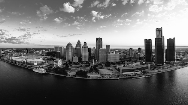 Photo downtown detroit black and white panorama