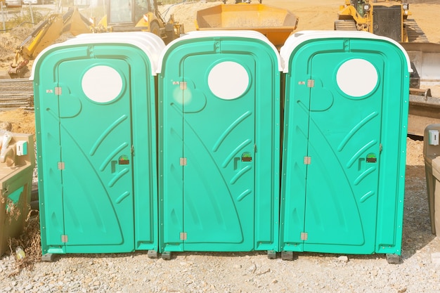 Draagbare toiletten, droge kasten op een bouwplaats