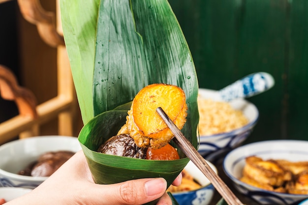 드래곤 보트 축제 중국 쌀 만두 고기 zongzi