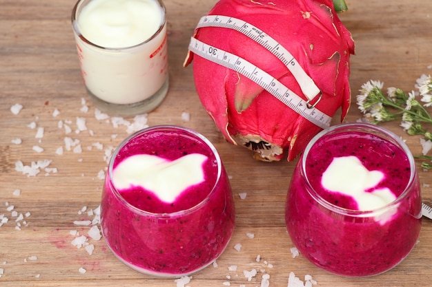 dragon fruit milk smoothies