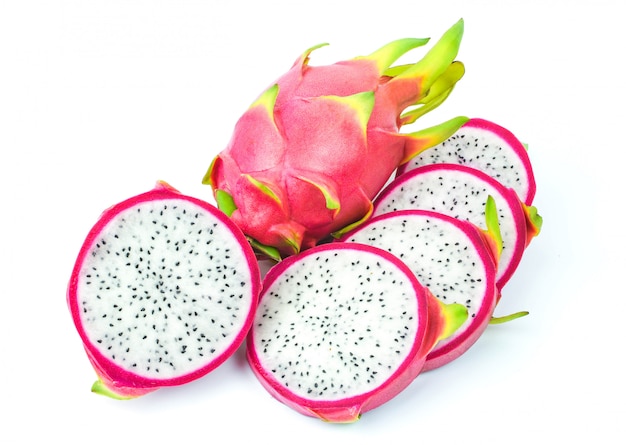 Dragon fruit op wit