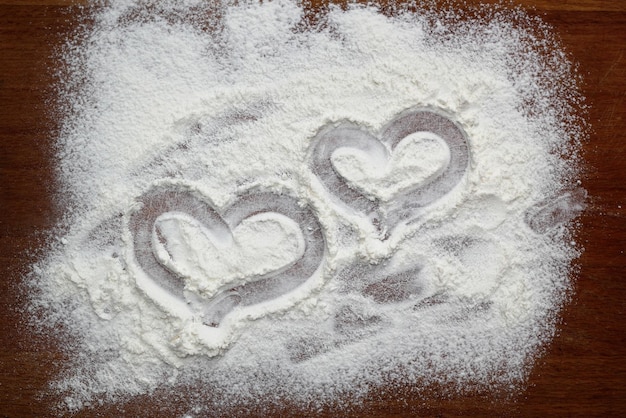 Drawing hearts in flour