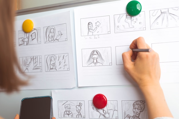 Foto disegnare storyboard per un film o un cartone animato.