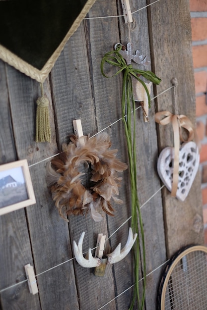 Photo dreamcatcher on wooden door