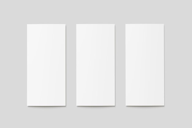 Foto drie lege schilderijen op een grijze muur met een die zegt quote blank quote