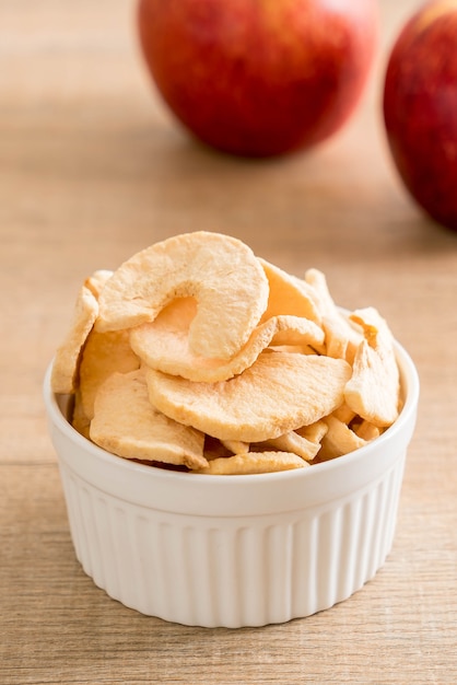 dried apple chips