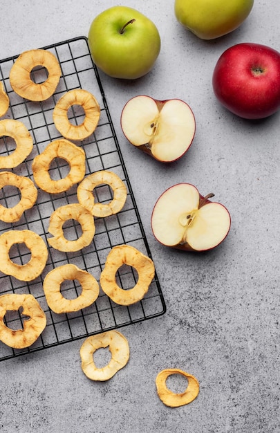 Dried apple chips