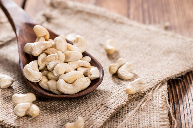 Dried Cashew Nuts