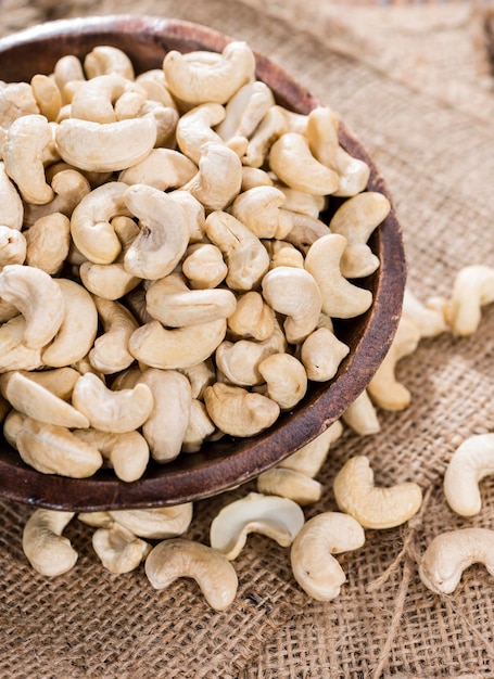 Dried Cashew Nuts