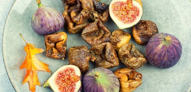 Dried and fresh figs