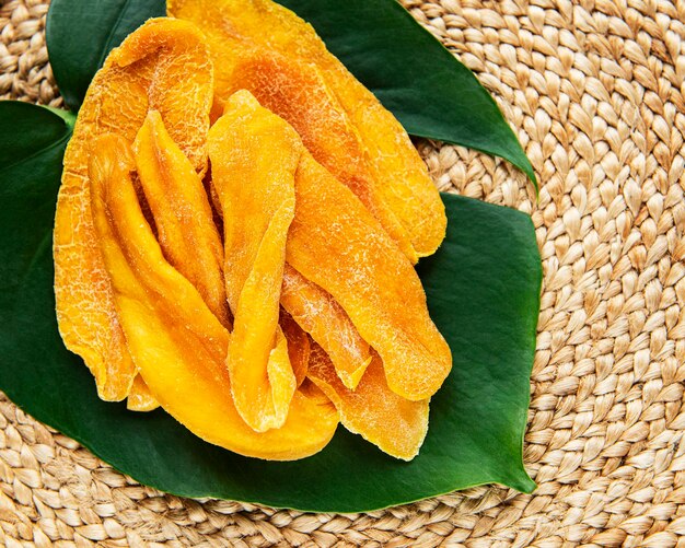 Dried mango slices