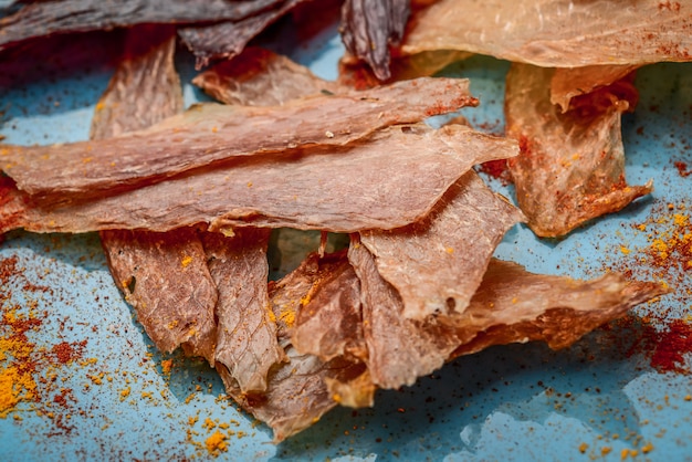 Foto carne secca su un piatto cibo sano e gustoso.