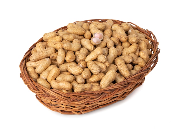 Dried peanuts