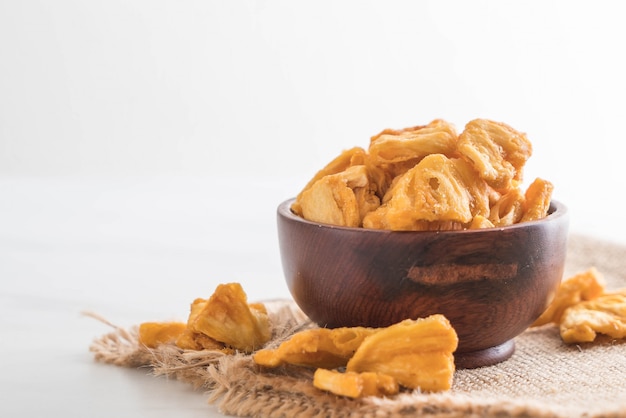 dried pineapple crispy chips