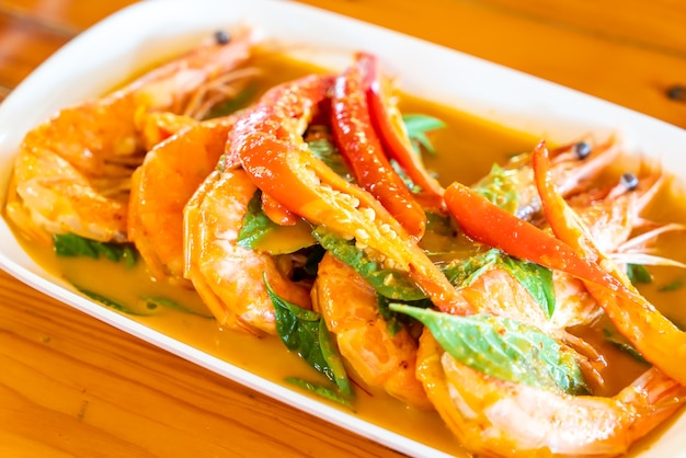 Dried red curry-fried with shrimps