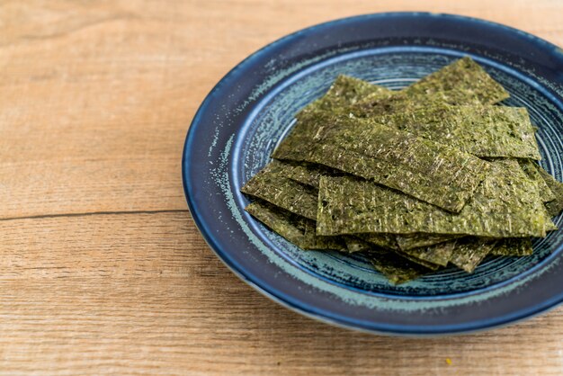 dried seaweed on plate