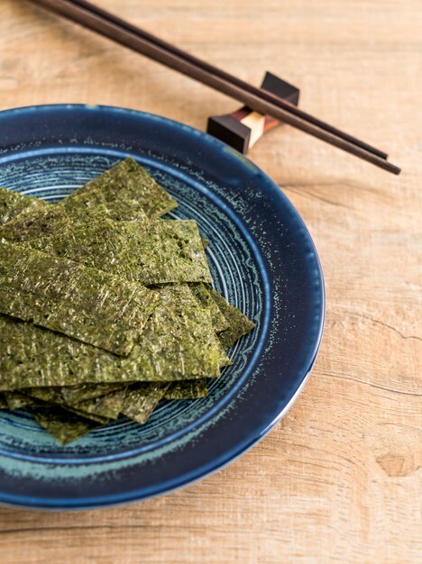 dried seaweed on plate