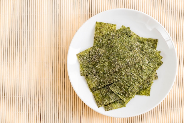 dried seaweed on plate