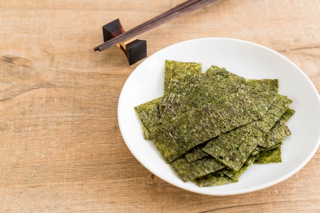 dried seaweed on plate