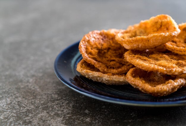 dried shredded pork on rice cracker